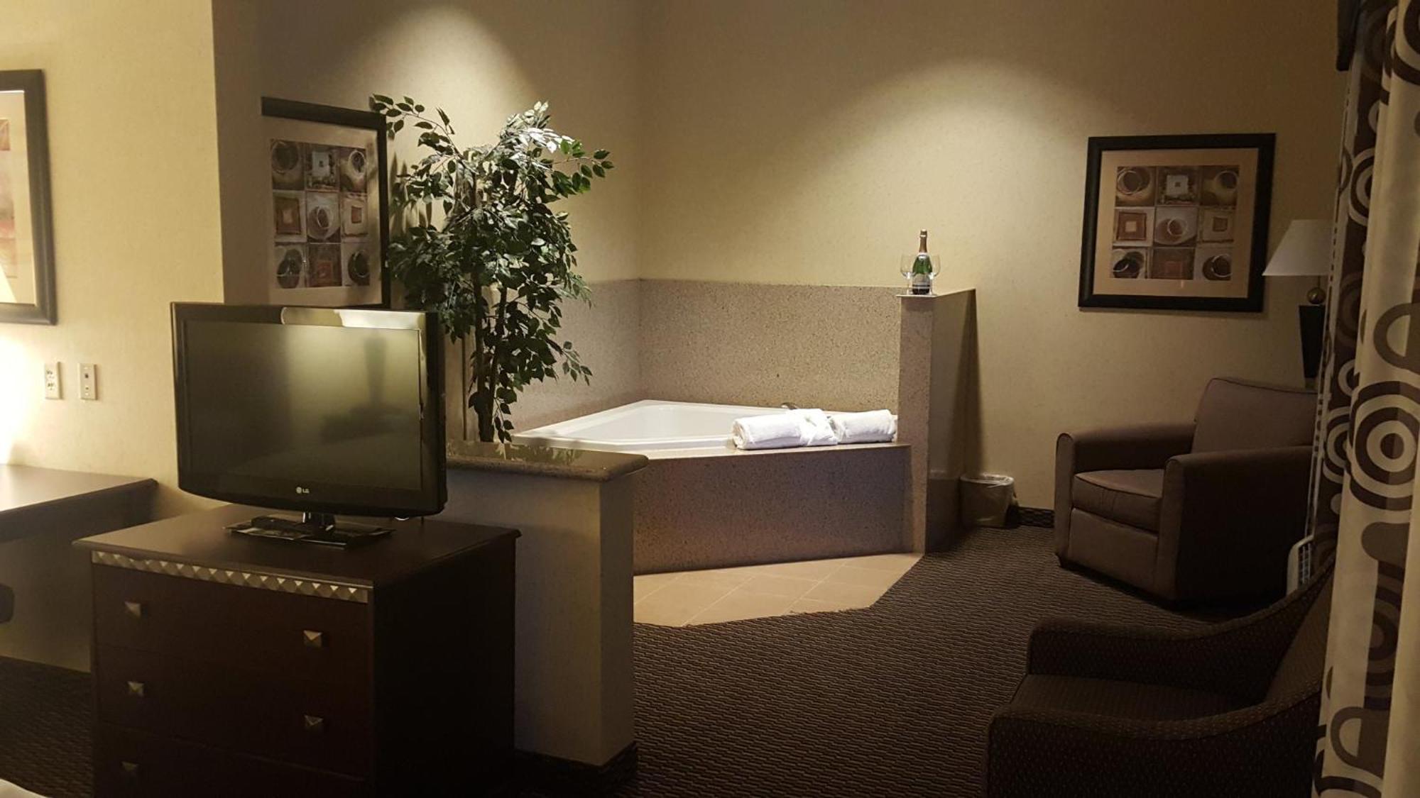 Holiday Inn Express & Suites Nampa - Idaho Center By Ihg Dış mekan fotoğraf