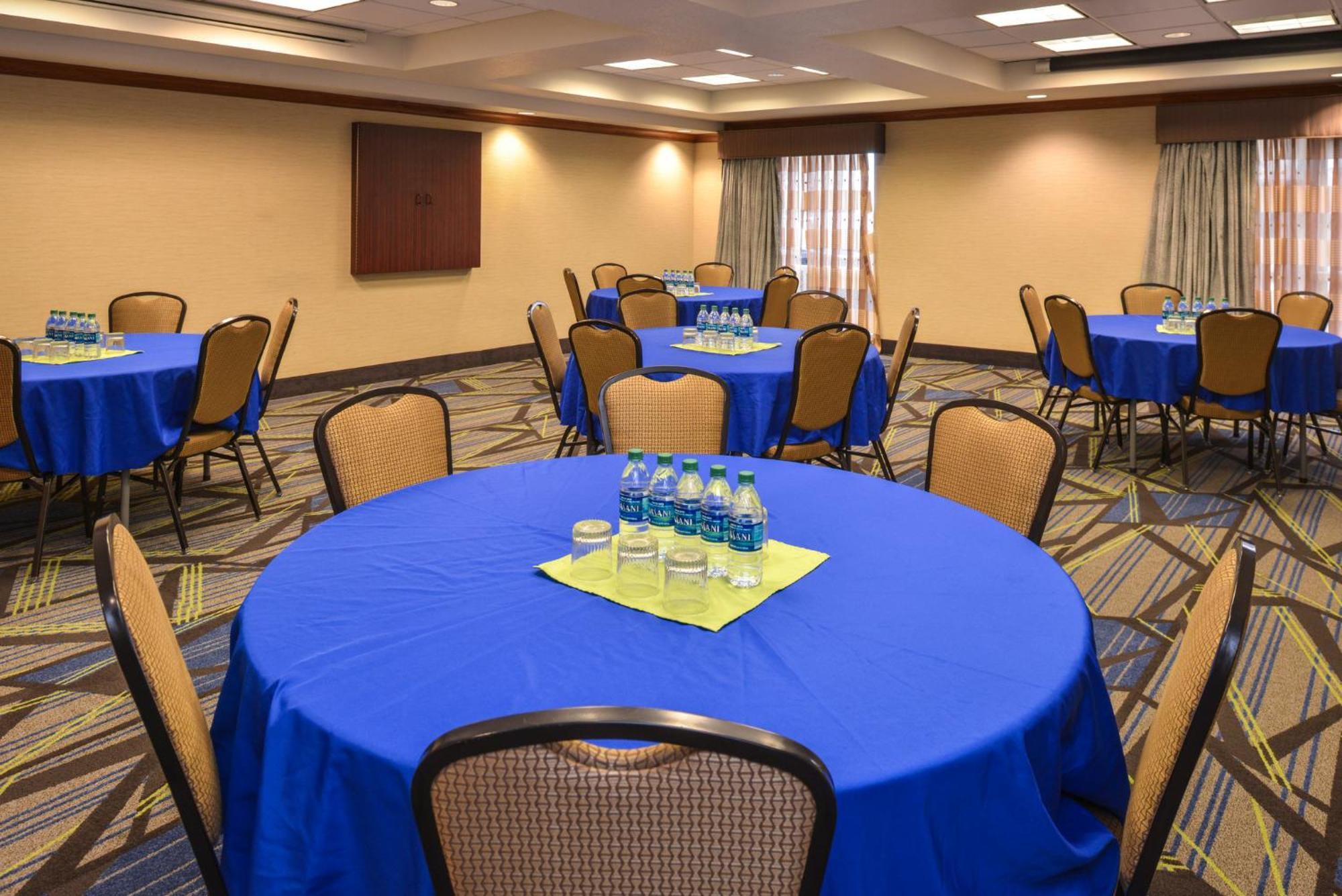 Holiday Inn Express & Suites Nampa - Idaho Center By Ihg Dış mekan fotoğraf