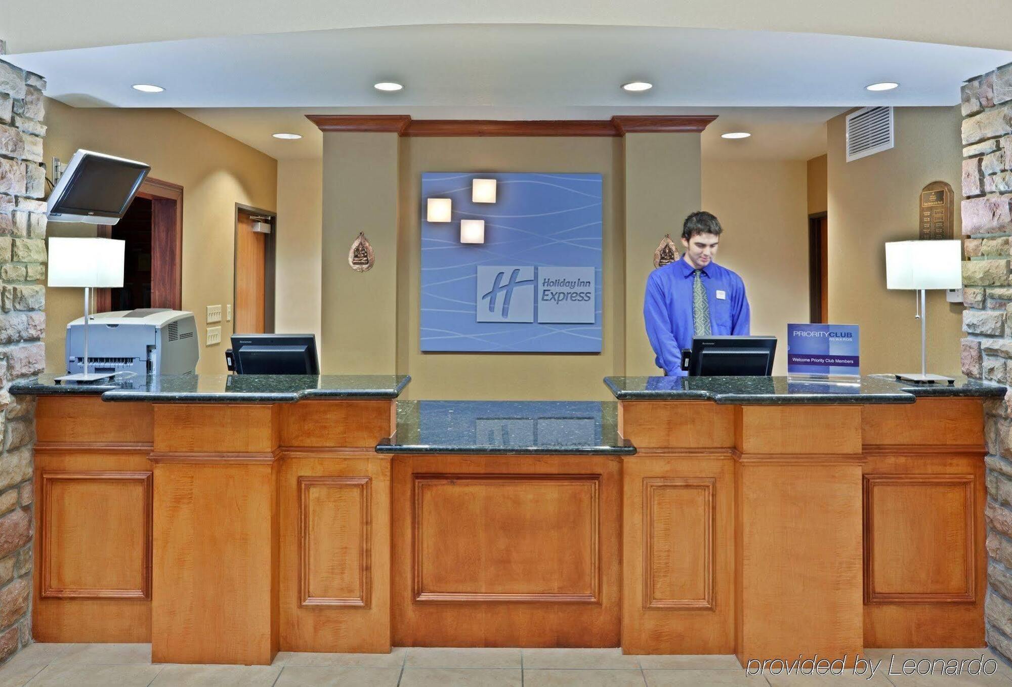 Holiday Inn Express & Suites Nampa - Idaho Center By Ihg Dış mekan fotoğraf